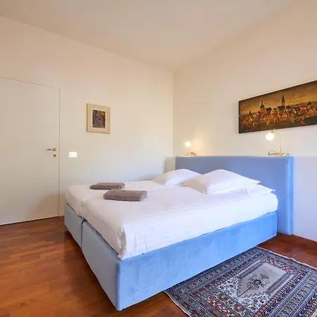 Acqua Two דירה *